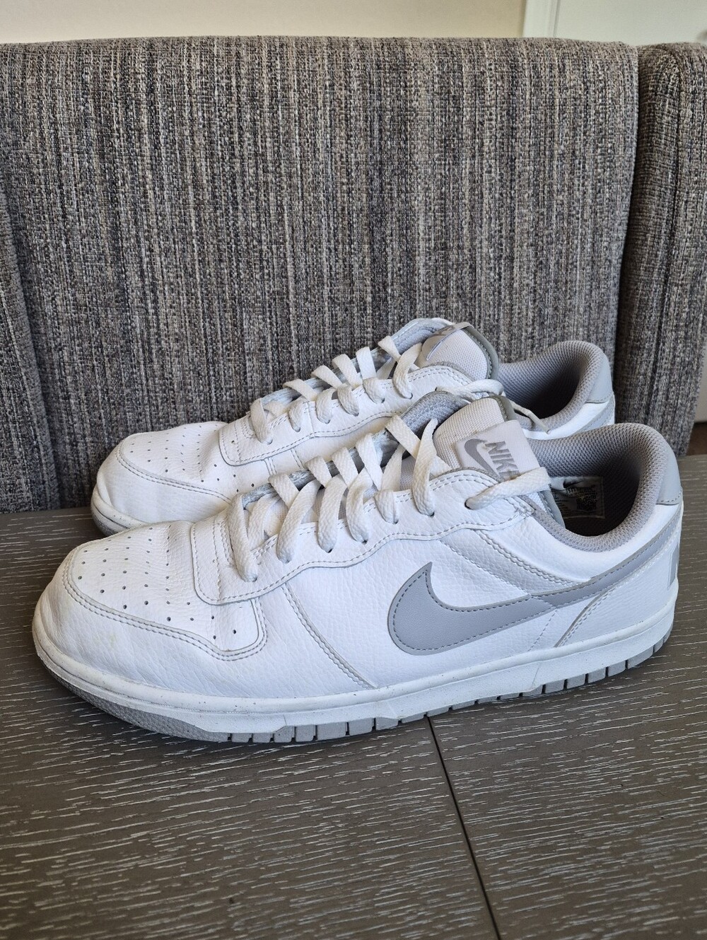 Nike Big Low 355152 106 Men's White and Light Gray Low-Top Leather Sneakers